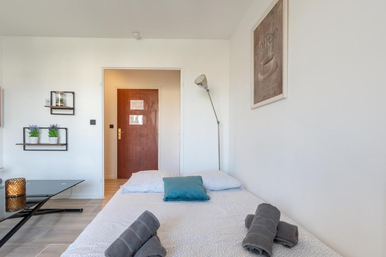 Family Travel Paris Apartment Bussy-Saint-Georges Bagian luar foto