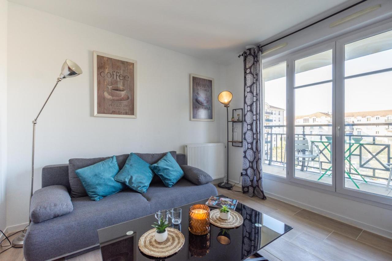 Family Travel Paris Apartment Bussy-Saint-Georges Bagian luar foto